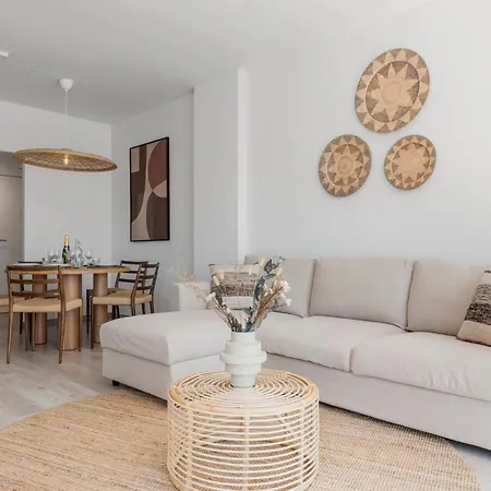 Casa Isa - Luxury Penthouse Seaview Apartment Estepona